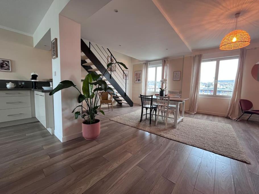 شقة Le Saint Pierre Grand Duplex Hyper Centre, Port كان المظهر الخارجي الصورة