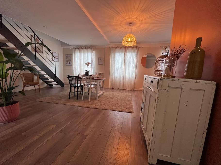 شقة Le Saint Pierre Grand Duplex Hyper Centre, Port كان المظهر الخارجي الصورة
